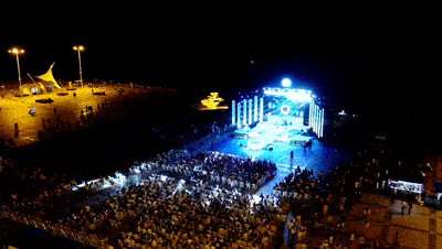 大海!青春!日照首届大学生沙滩音乐节昨晚开幕啦!-十大外围足球平台app(图2)
大海!青春!日照首届大学生沙滩音乐节昨晚开幕啦!-十大外围足球平台app(图2)